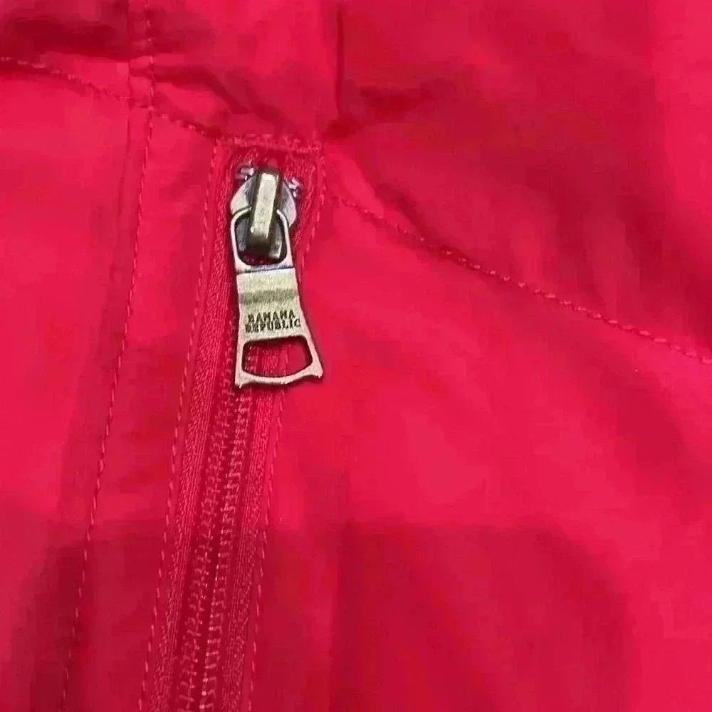 Banana Republic puffer vest with removable hood womens size S red - Picture 6 of 14